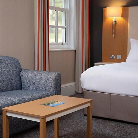 Oulton Hall Hotel, Spa & Golf Resort Leeds  Zewnętrze zdjęcie